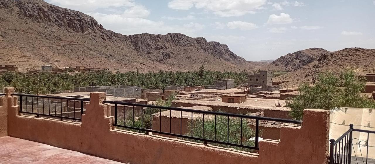 Auberge Restaurant Tissili " Oasis De Fint" Экстерьер фото