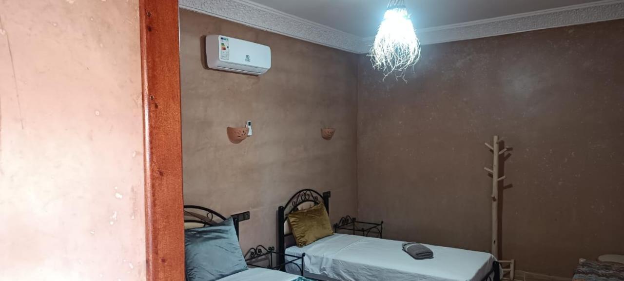 Auberge Restaurant Tissili " Oasis De Fint" Экстерьер фото