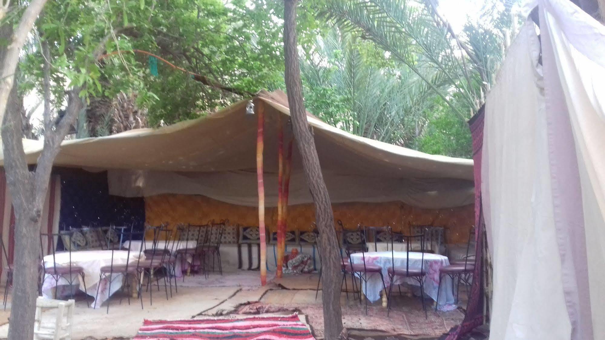Auberge Restaurant Tissili " Oasis De Fint" Экстерьер фото